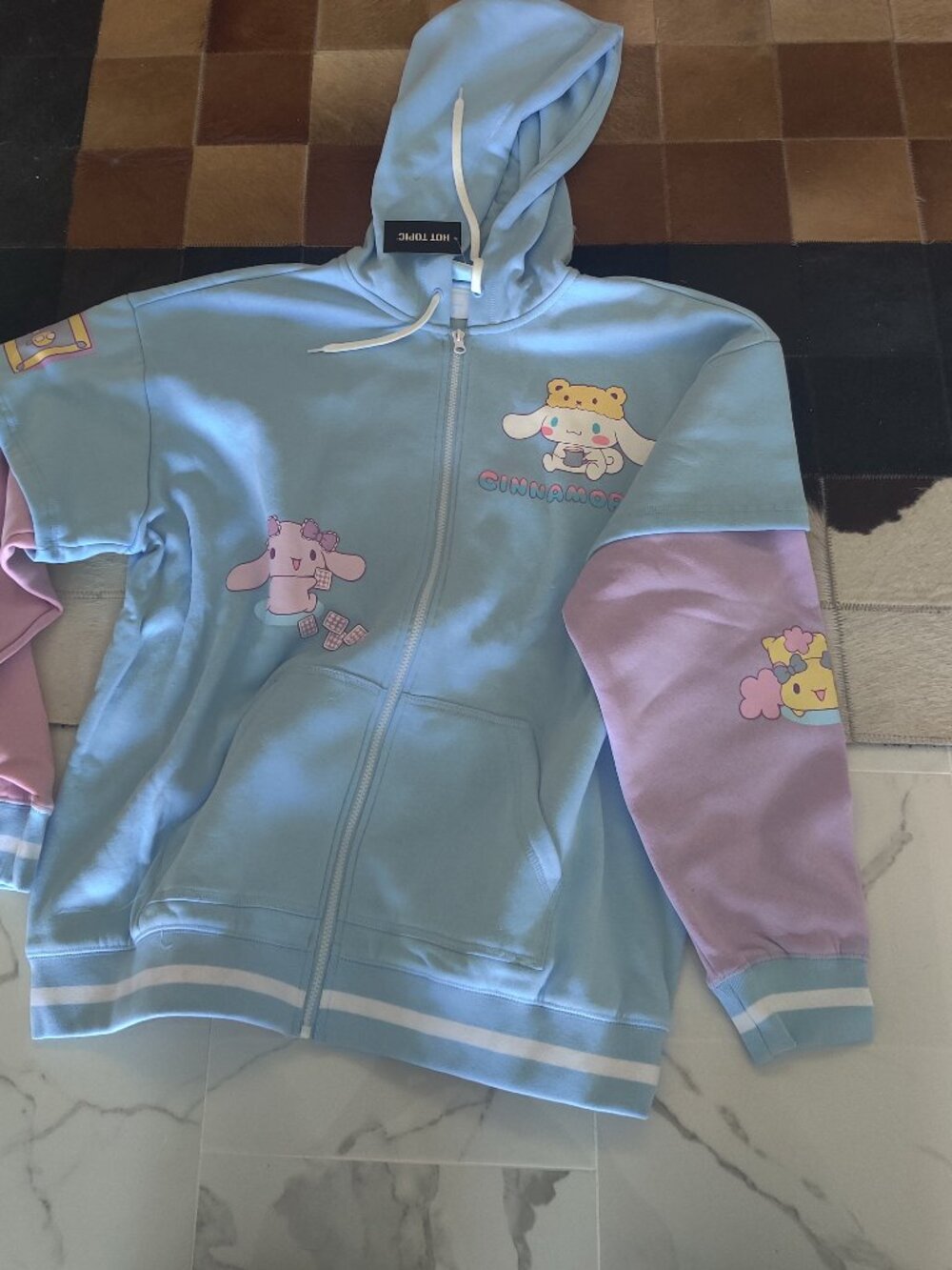 Hot Topic Cinnamoroll sweatshirt size 2x New